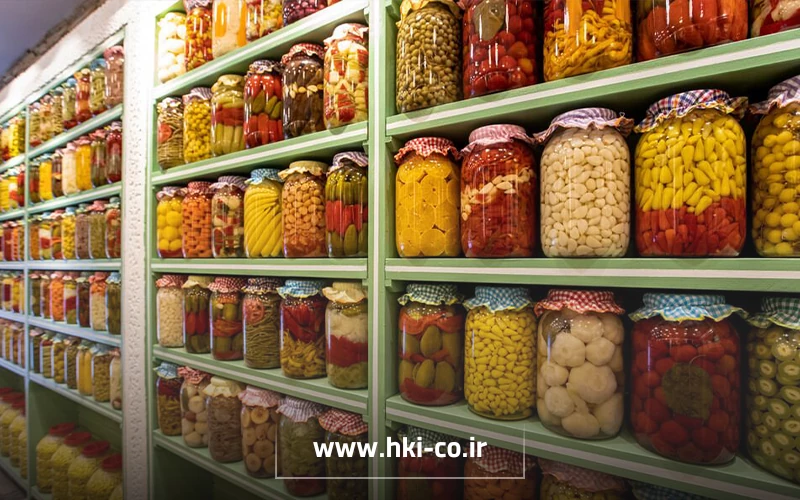 بررسی استانداردهای بهداشتی و گواهی‌های بین‌المللی لازم برای صادرات ترشیجات ایرانی، شامل ISO، HACCP، Halal و الزامات بسته‌بندی صادراتی.